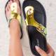 IDEAL SHOES дамски чехли с разделител между пръстите IDEAL SHOES дамски чехли с разделител между пръстите